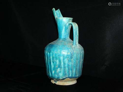 12TH CENTURY ISLAMIC TURQUOISE EWER