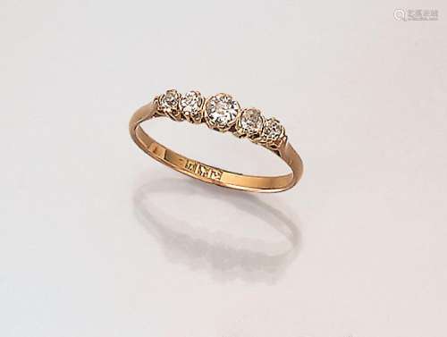 18 kt gold ring with diamonds, approx. 1920s