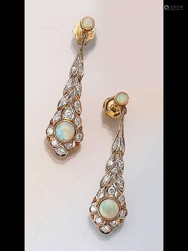 Pair of 14 kt gold earrings with opals and diamonds