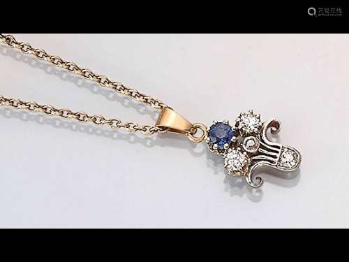 14 kt gold Art Nouveau pendant with diamonds and sapphire