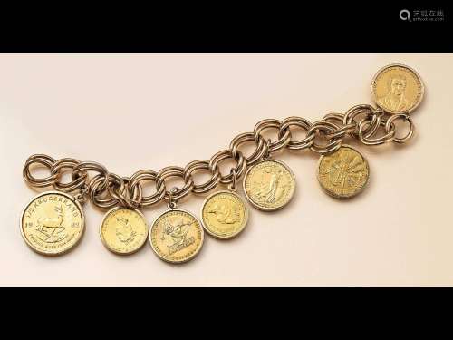14 kt gold coin bracelet