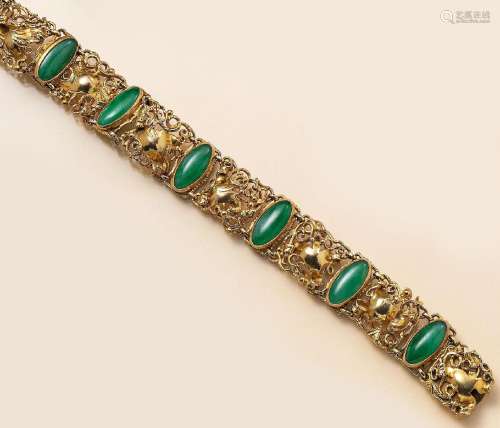 14 kt gold bracelet with jade, 1960s