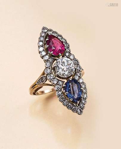18 kt gold ring with diamonds, sapphire and tourmaline