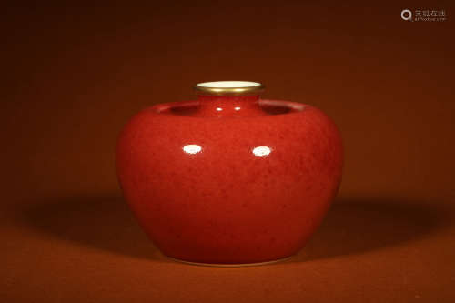 清 红釉苹果尊 瓷