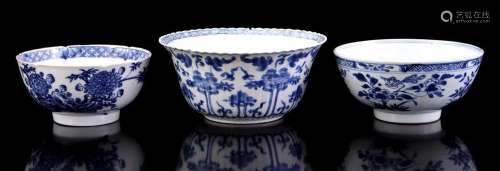 3 various porcelain bowls