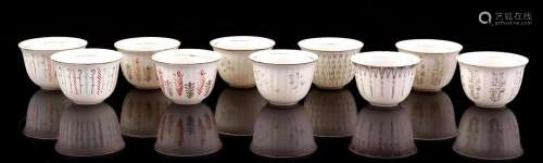 10 porcelain cups