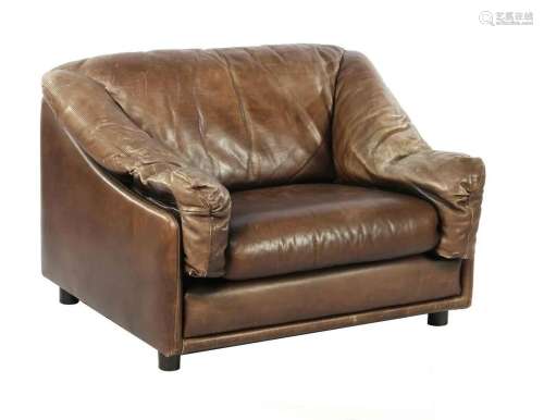 Leolux leather armchair