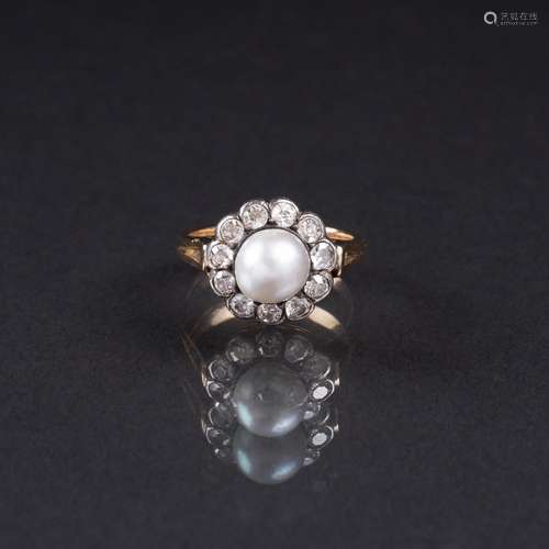 An antique Pearl Diamond Ring.