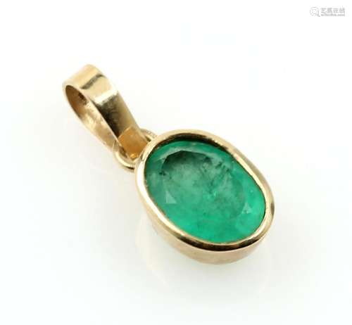 18 kt gold pendant with emerald