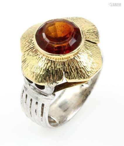 18 kt gold ring with citrine