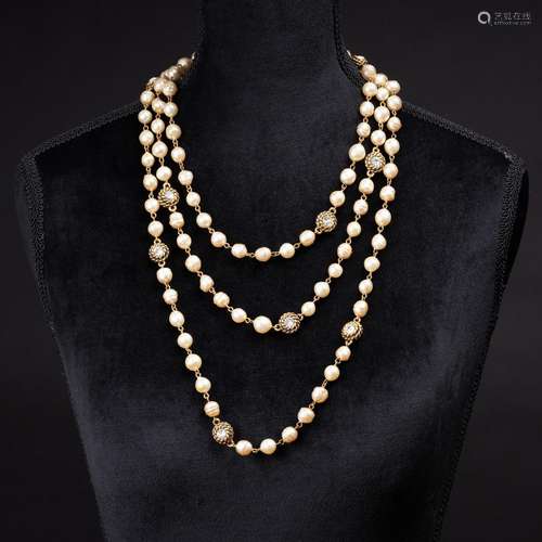 Chanel A Faux Pearls Sautoir.