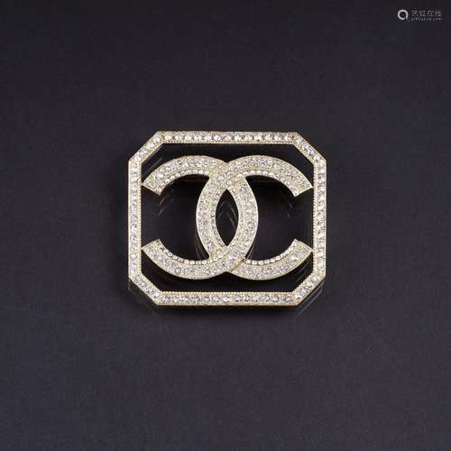 Chanel An Icon Brooch CC with Strass.