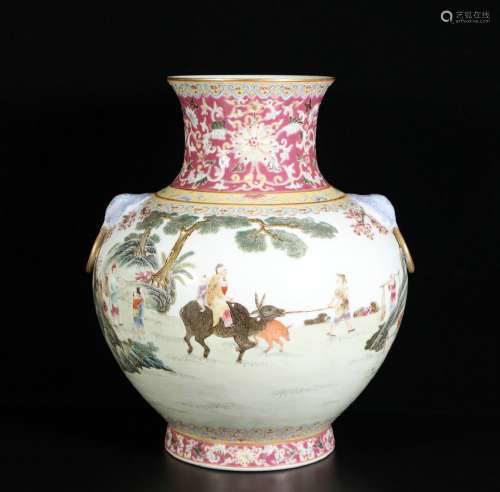 Famille Rose Porcelain Figure Animal Vessel ,China
