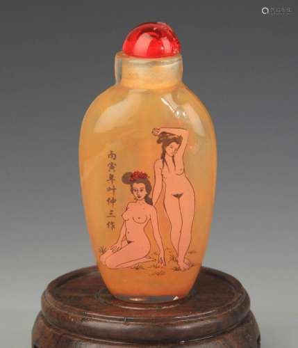 A FINELY PAINTED GLASS SNUFF BOTTLE