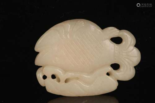 A FINE PALE CELADON JADE IN FIGURE OF FISH