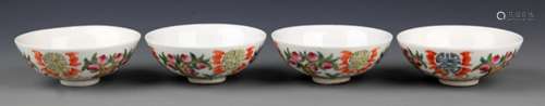 A GROUP OF FOUR FAMILLE ROSE PORCELAIN BOWL