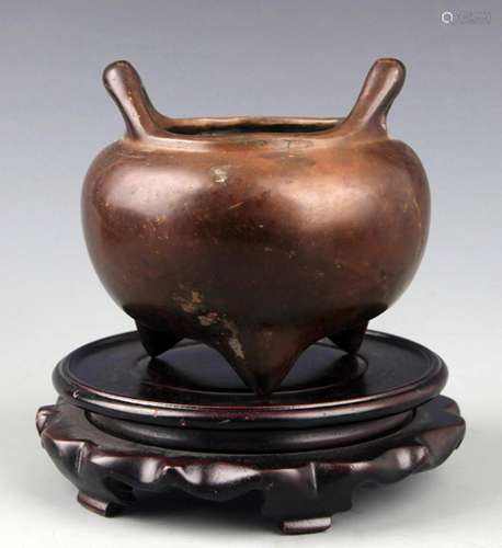 A ZHEN WAN MARK ROUND BRONZE CENSER