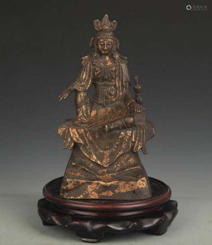 A FINE LARGE BRONZE GUAN YIN BUDDHA STATUE