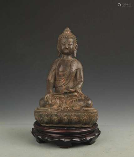 A FINE BRONZE BHAISAJYAGURU BUDDHA STATUE