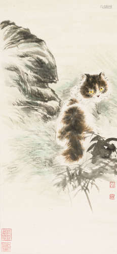 刘新星（b.1946） 猫趣 设色纸本 立轴