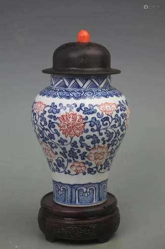 RARE BLUE AND WHITE YOU LI HONG PATTERN PORCELAIN VASE