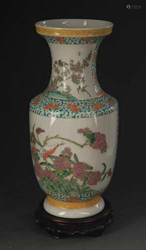 A FAMILLE ROSE FLOWER AND BIRD PATTERN VASE