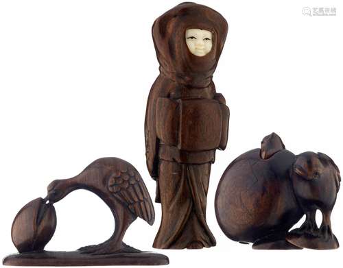 Zwei Netsuke und eine Figur