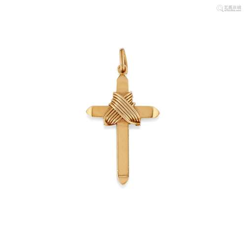 A 18K yellow gold pendant