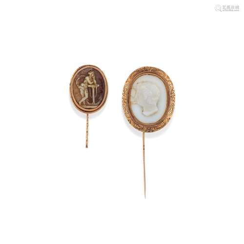 A 18K red gold and cameo brooches, early 20th Century