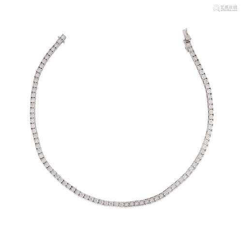 A 18K white gold and diamond bracelet