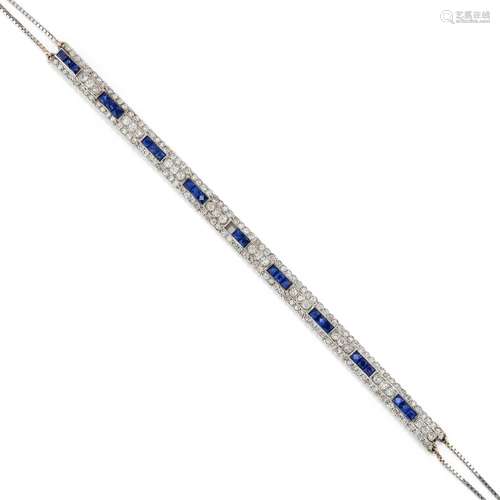 A 18K white gold, sapphire and diamondscollier de