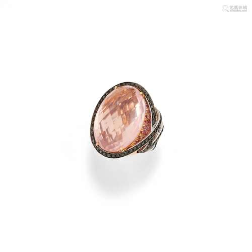 A 18K red gold, quartz and diamond ring