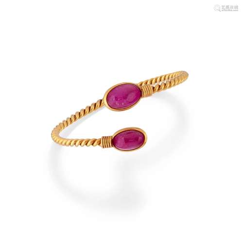 A 18K yellow gold and ruby bracelet