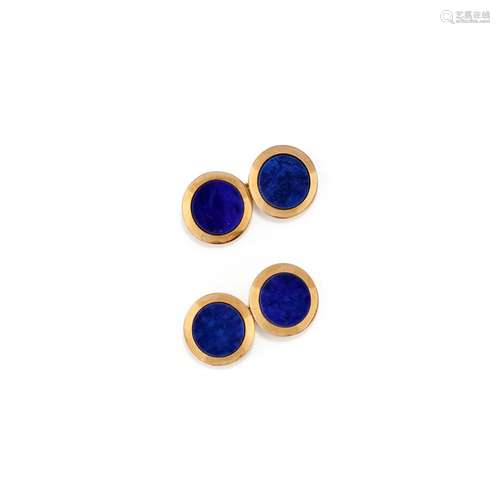 Cartier - A 18K yellow gold and lapislazuli cufflinks