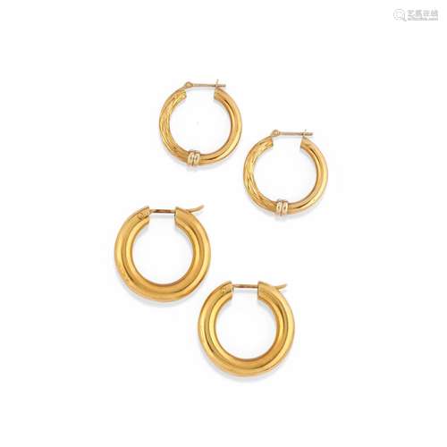 A pair of 18K yellow gold earrings