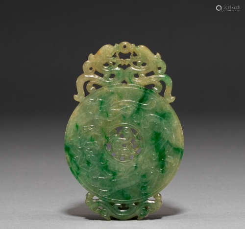 Jade Dragon fengbi of Qing Dynasty in China