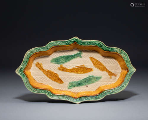 Chinese Tri-color plate of tang Dynasty