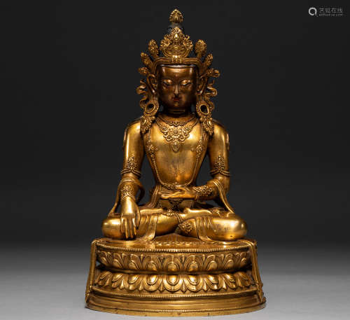 Chinese Qing Dynasty bronze gilt Buddha statue of Sakyamuni