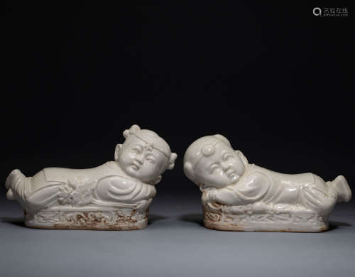 Ding kiln doll pillow of Song Dynasty China