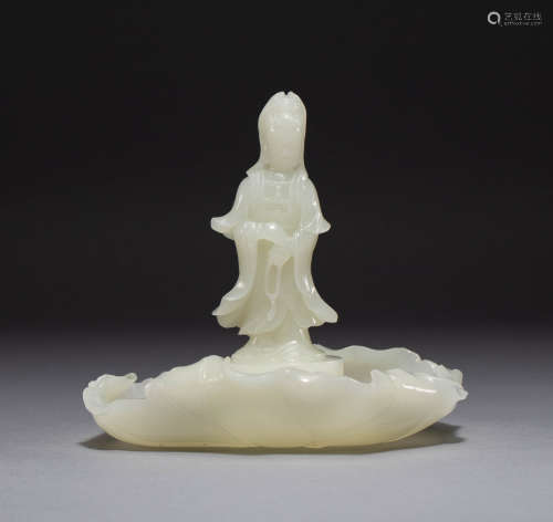 Hetian jade white jade Guanyin of Qing Dynasty