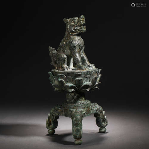 Han Dynasty Bronze Lion Head Smoker