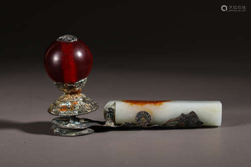 Qing Dynasty Hetian jade hat top jade tube