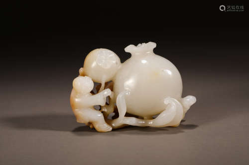 Qing Dynasty Hetian jade has many children and many blessing...