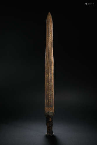 Han Dynasty Bronze Sword with Mesh Pattern