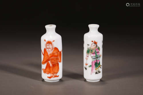 Qing Dynasty Pastel Figure Snuff Bottle