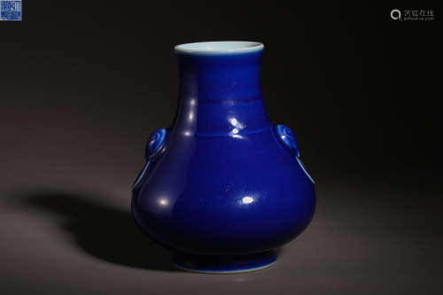 Qing Dynasty blue-glazed amphora