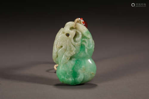 Qing dynasty jade beast pattern gourd
