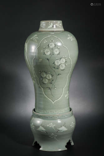 Song Dynasty Korean Porcelain Flower Big Bottle