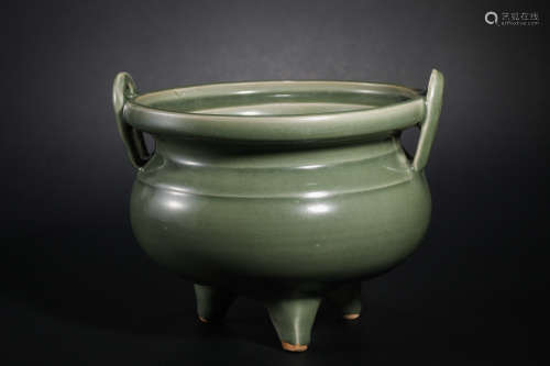 Song Dynasty Celadon Two-ear Three-legged Stove