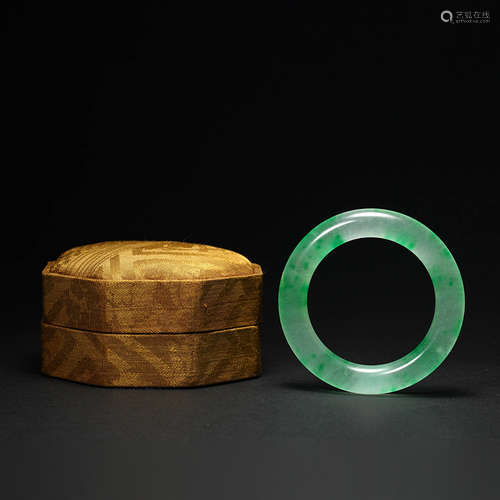 Qing Dynasty Jade Bracelet